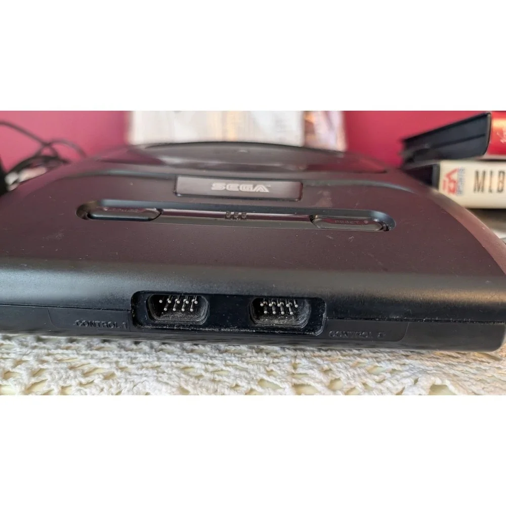 Sega Genesis 2 Console Controllers games Lion King Baseball MK-1631 Tested No AV